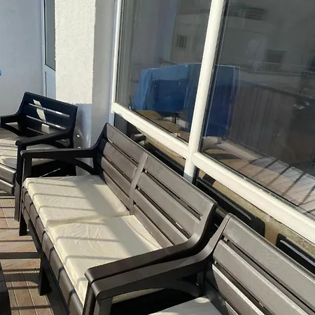 Newly Renovated Flat,New Furniture, Stunning View