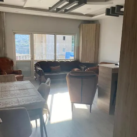 Lejlighed Newly Renovated Flat,New Furniture, Stunning View